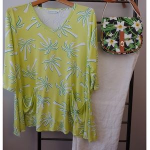 Lulu B palm tree pocket tunic top